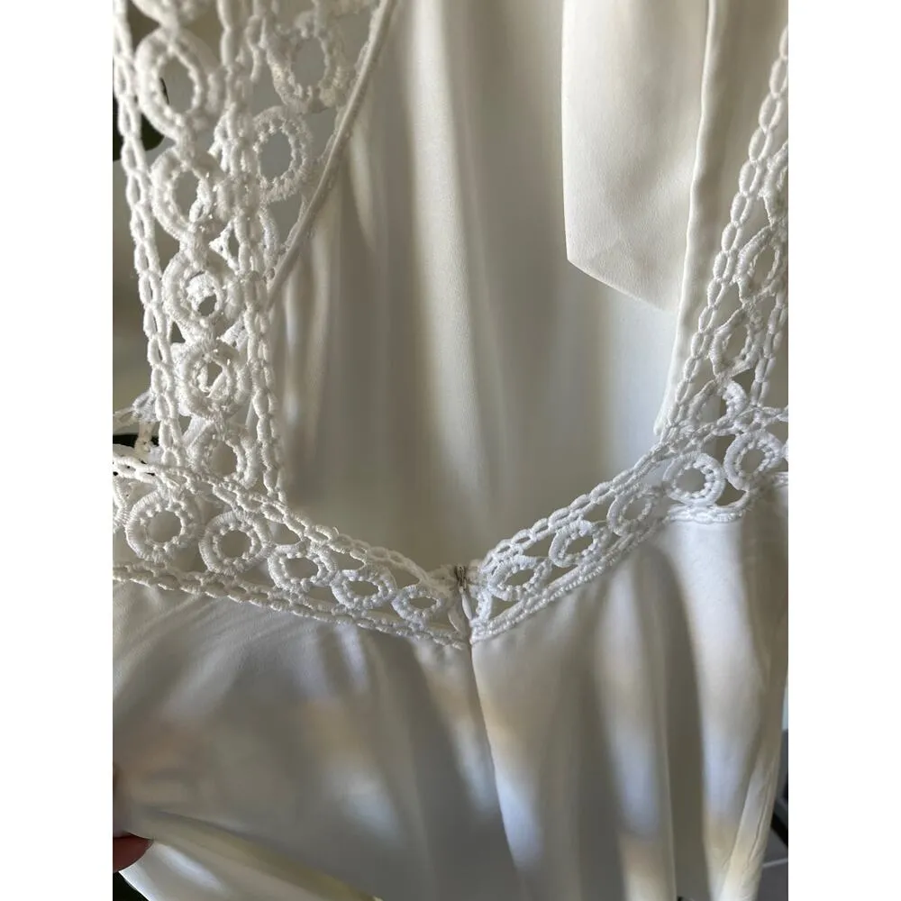 Gorgeous White Lace Halter Tie Dress Lulus Size XS Bride Bachelorette Cocktail - Image 5