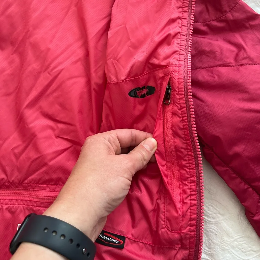 REI puffer jacket converts to vest - Image 9