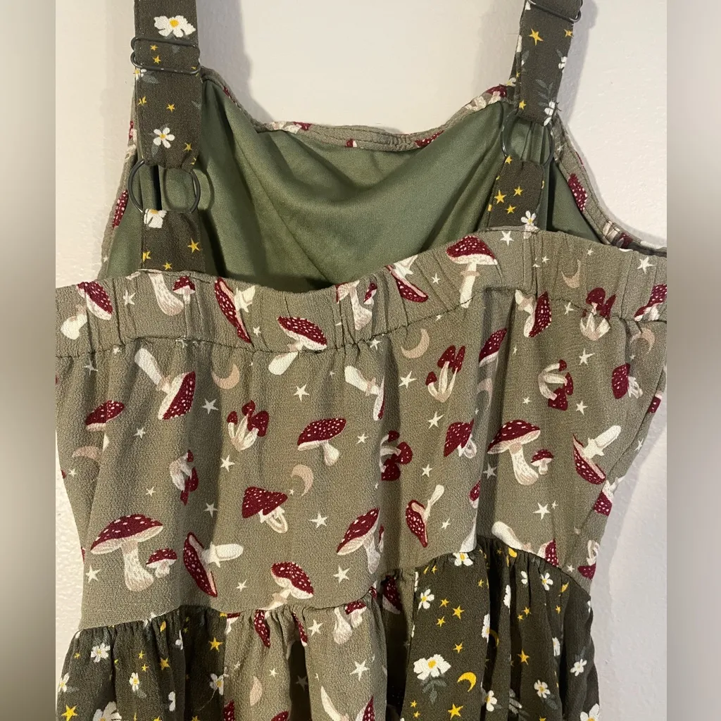 Hot Topic Thorn & Fable Mushroom Green Color - Image 6