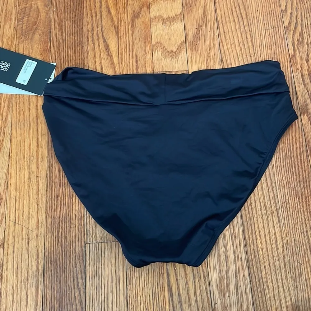 Coco Reef Serene Cross Over Bikini Bottom - Classic Solids Black size XL NWT - Image 4