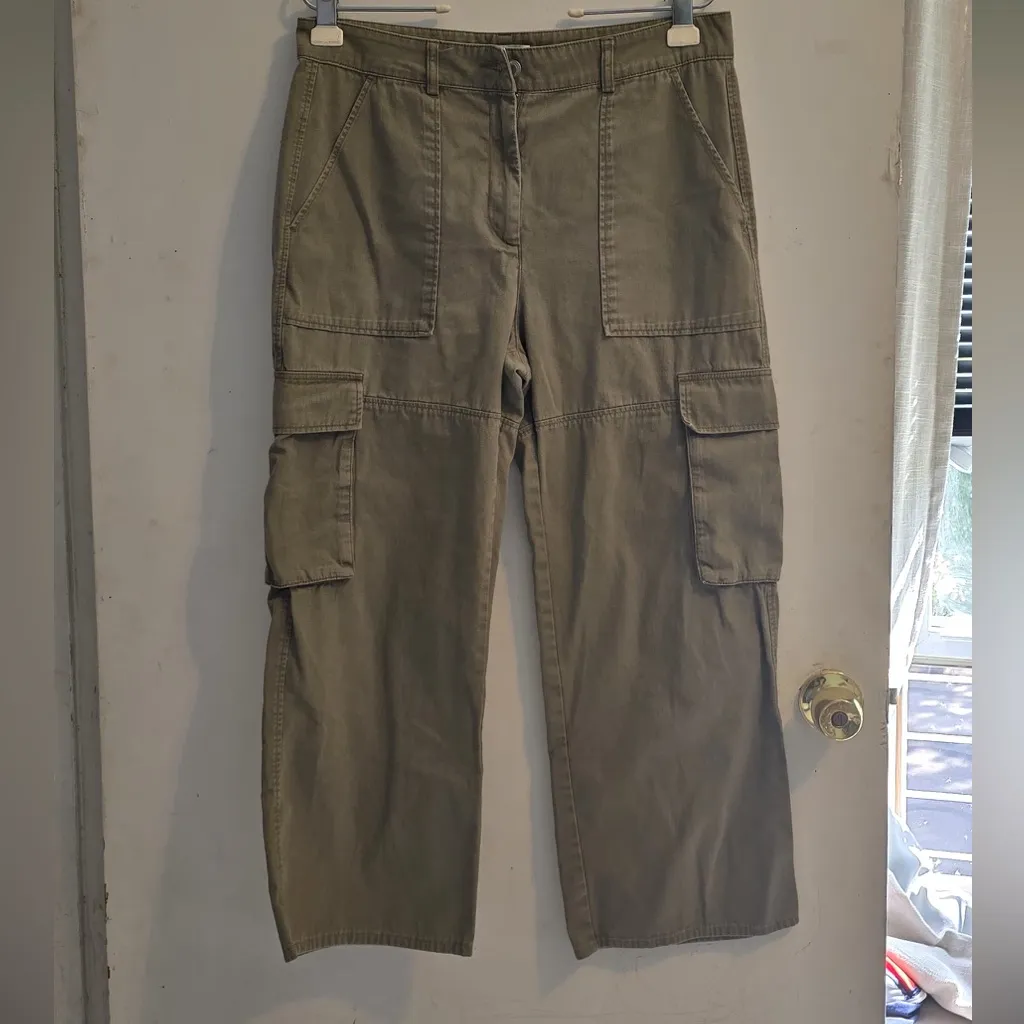 H&M Women's Tan Cargo Pants - Image 3