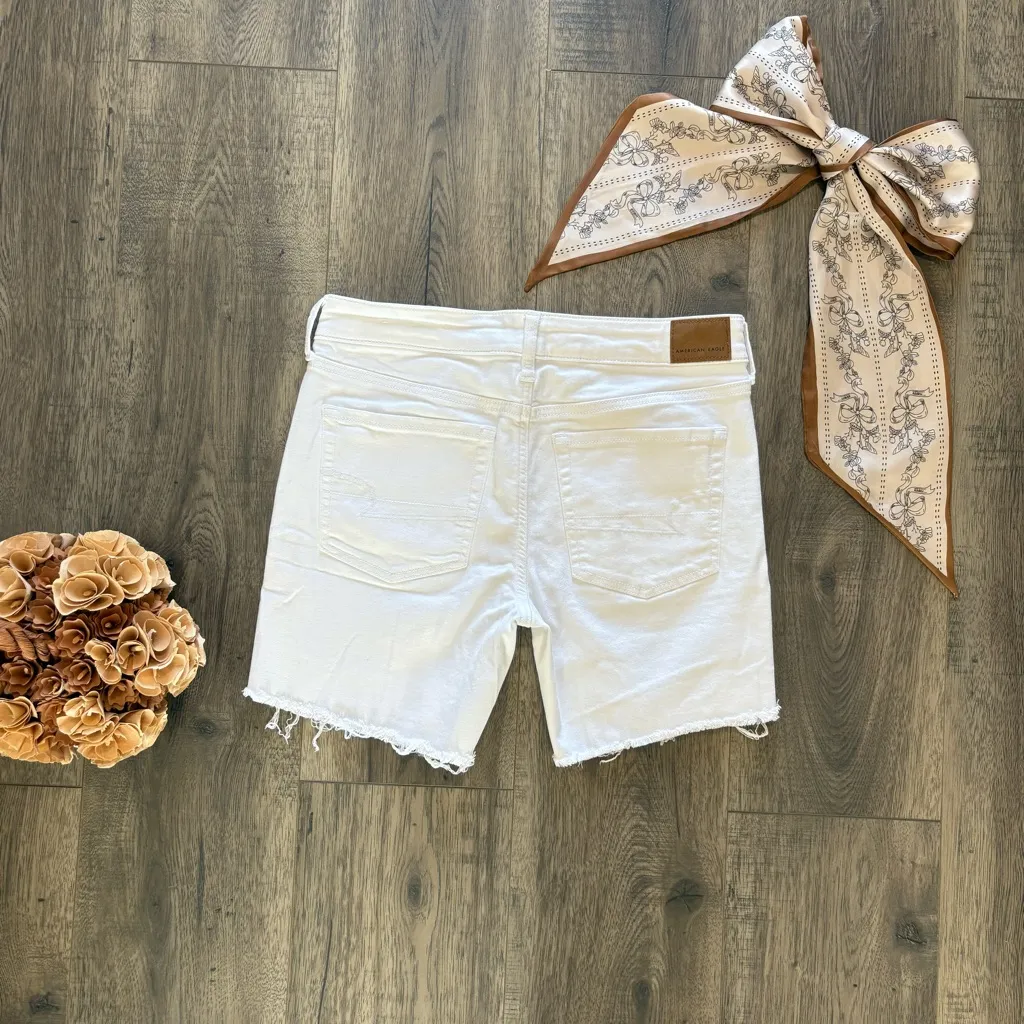 American Eagle Shorts Bundle High Rise/Midi Light Dark Floral Blue Jean EUC Sz 6 - Image 10