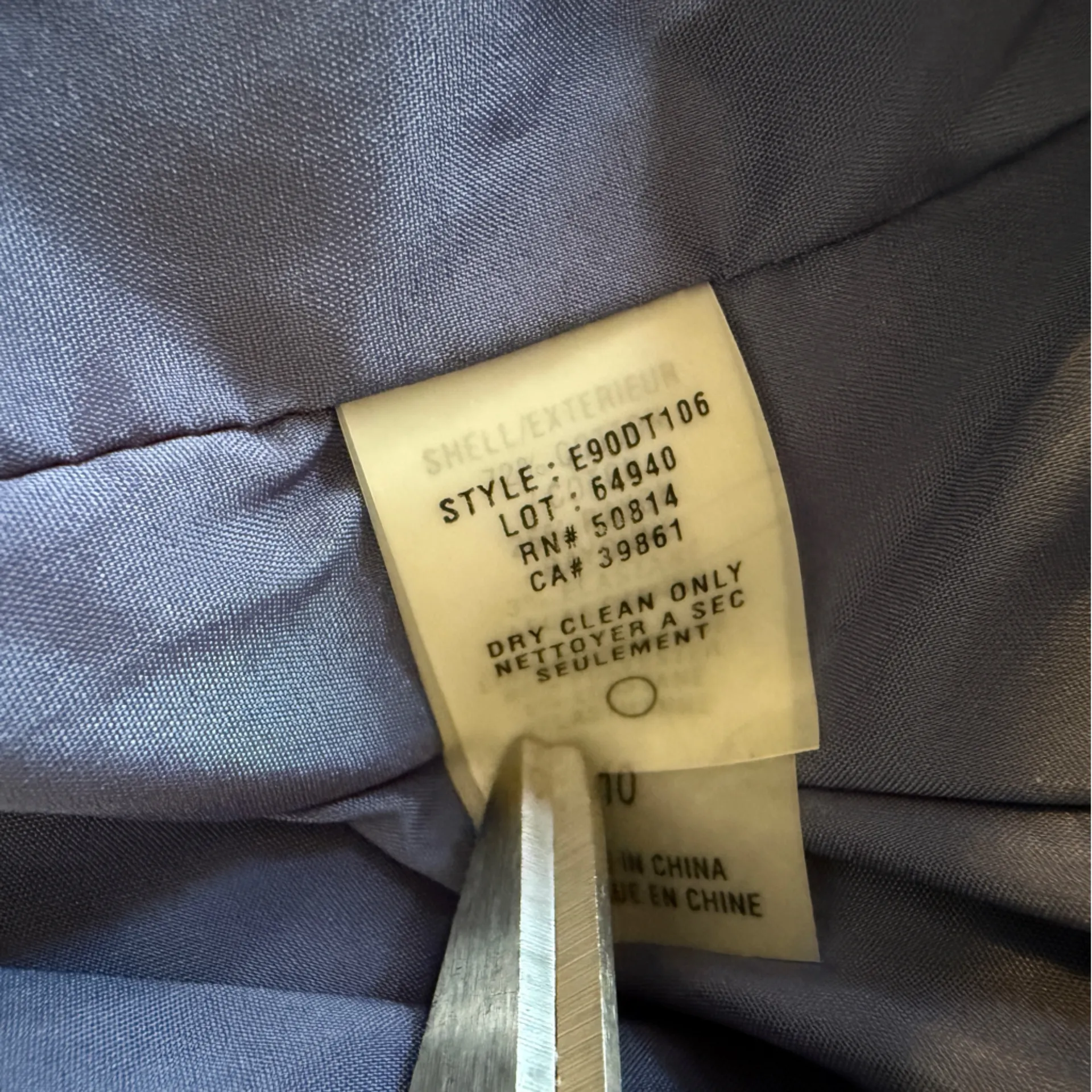 Elie Tahari Classic Blue Velvet Blazer Single Snap Closure, Women’s Size 10 - Image 9