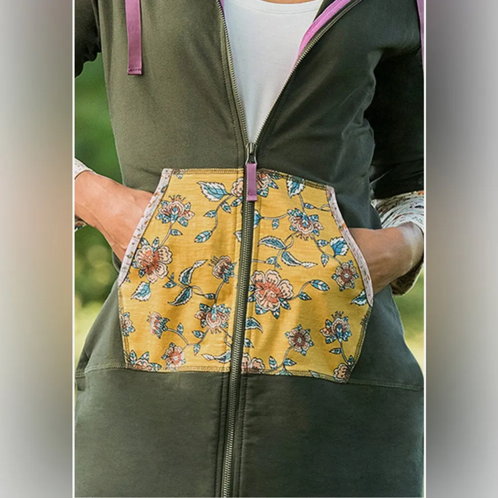 Matilda Jane Choose Your Own Path Patches of Light Hoodie Zip Up Size Medium - Image 2