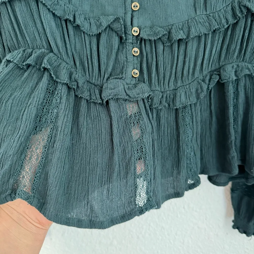 dark forest green lace ruffle peplum long sleeve blouse size M - Image 3