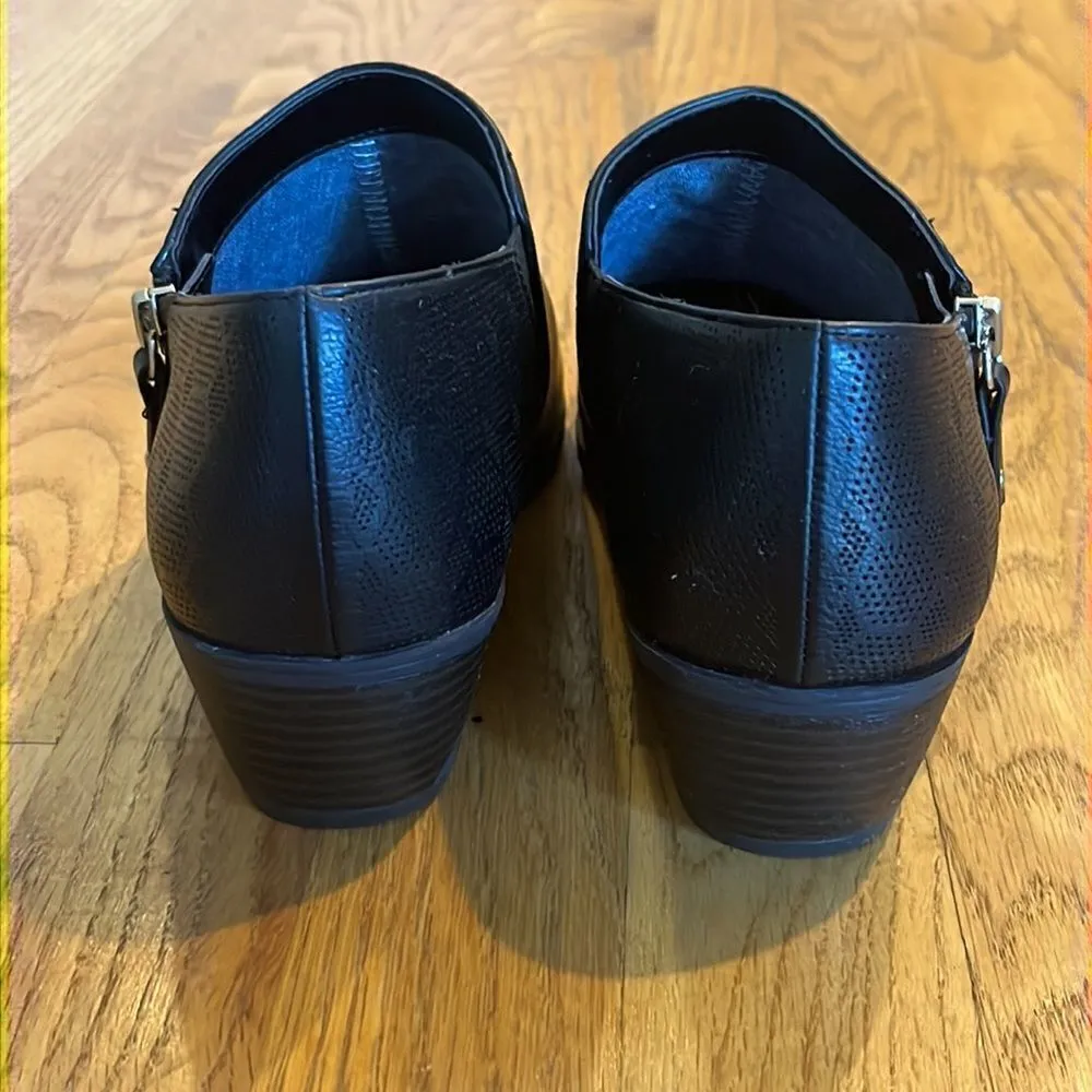 Dr. Scholl’s Black Short Booties w/ Memory Foam & Subtle Geometric Design - Image 2