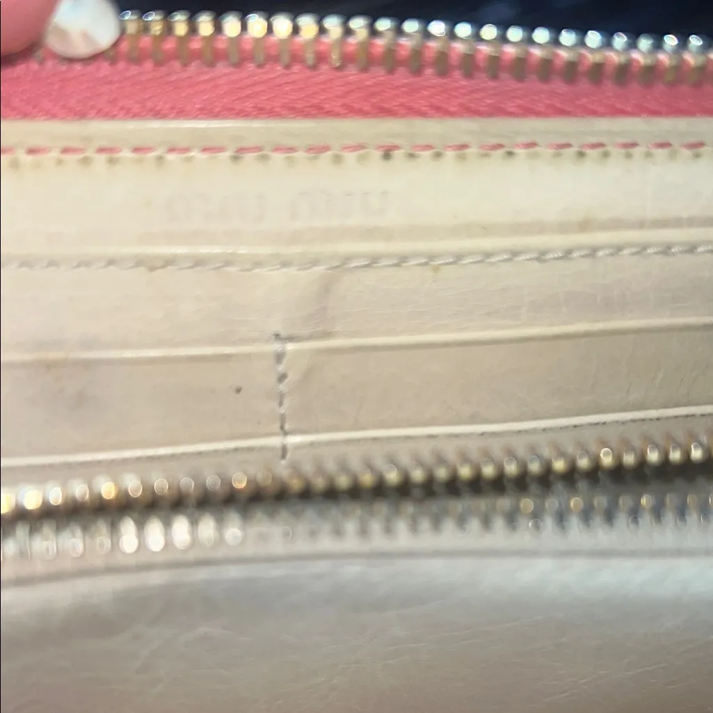 Designer Miu Miu Coral Pink Leather Wallet - Image 7