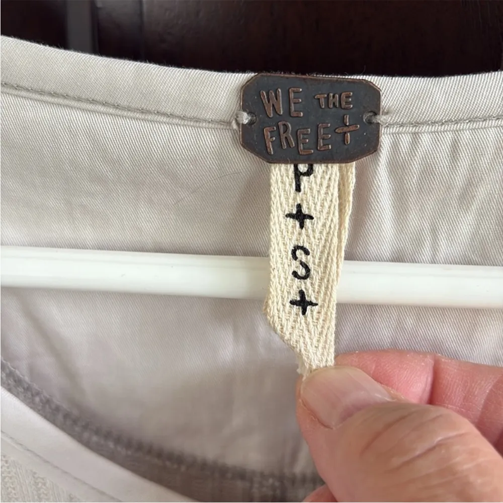 EUC Free People Gwen Henley High Low Ribbed
Tunic Top Size Small - Image 5