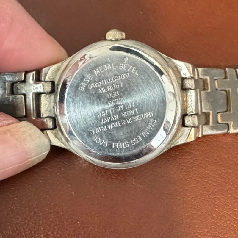 Vintage Milan Quartz Watch water resistant hour and day silver band gold numbers - Image 4