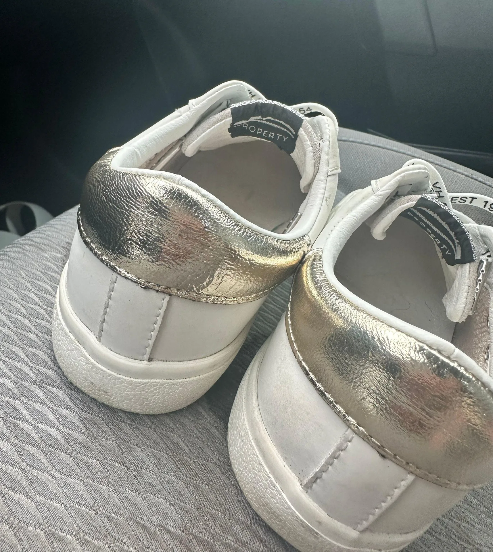 Vintage Havana Sneakers - Image 2