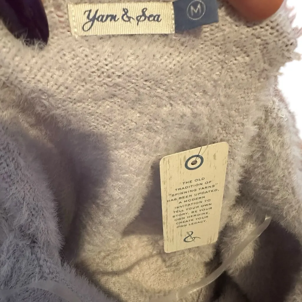 Cozy Light Gray Sweater with Puff Sleeves Size M - Image 3