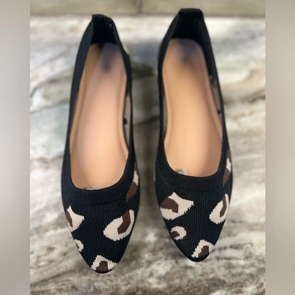 Women's Flats Shoes Pointed Toe Flats Comfortable Slip on Leopard sz 6. - Image 3