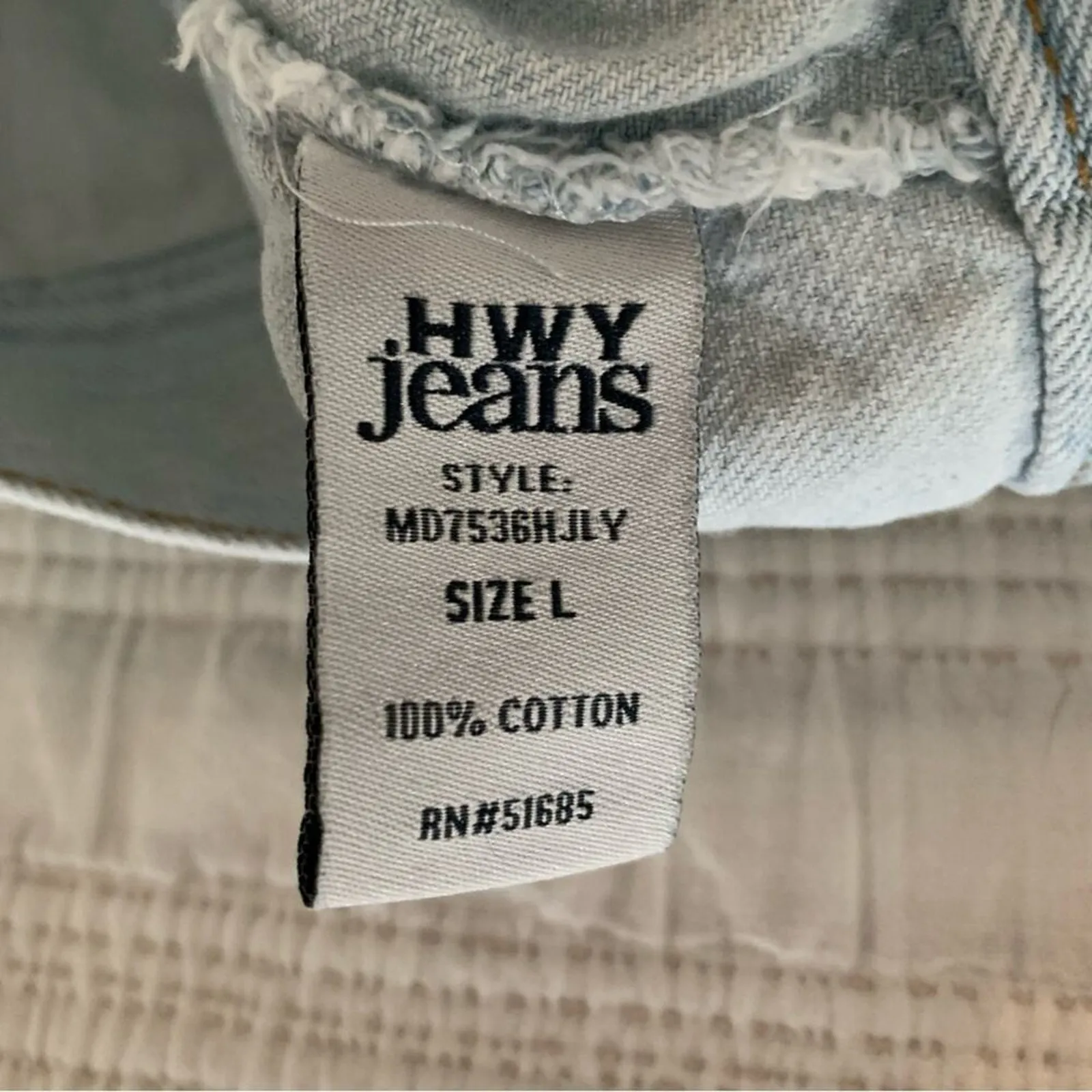 Earl Jeans L Light Blue Wash Cropped Denim Jean Jacket Size L - Image 4