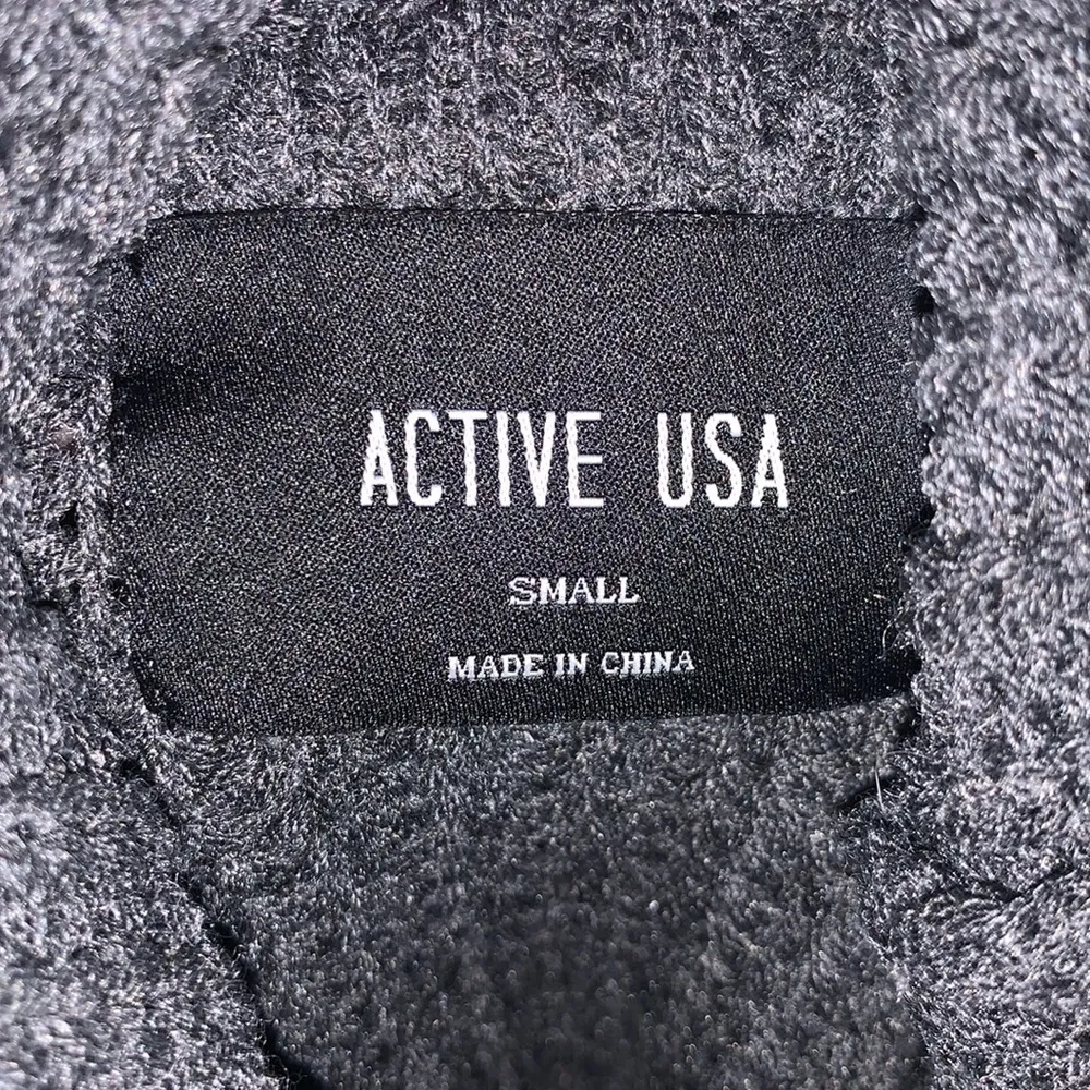 Active USA  grey knit crochet cowl neck sweater - Image 6