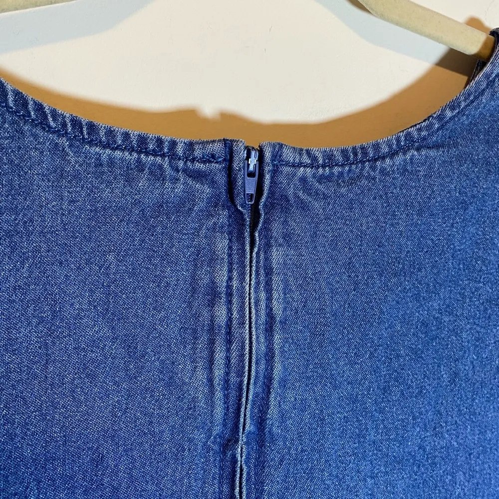 CB Casual Fish Denim Dress Medium EUC Vintage Blue - Image 5