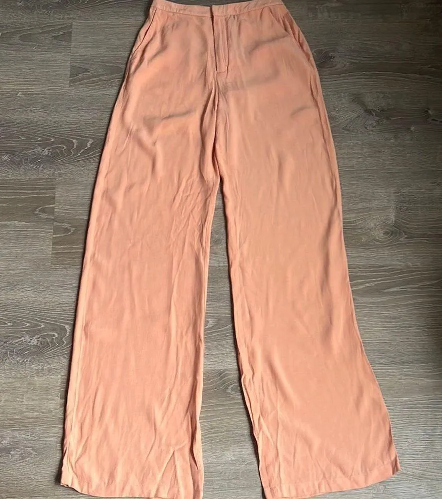 NEW The Jetset Diaries Katherine pants in nude - Image 2