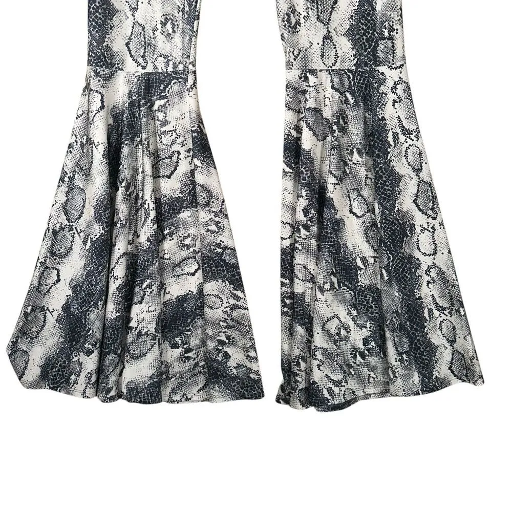 Womens White Black NEW Snakeskin Western Flare‎ Leggings Pants Snake Print Sz 2X - Image 3