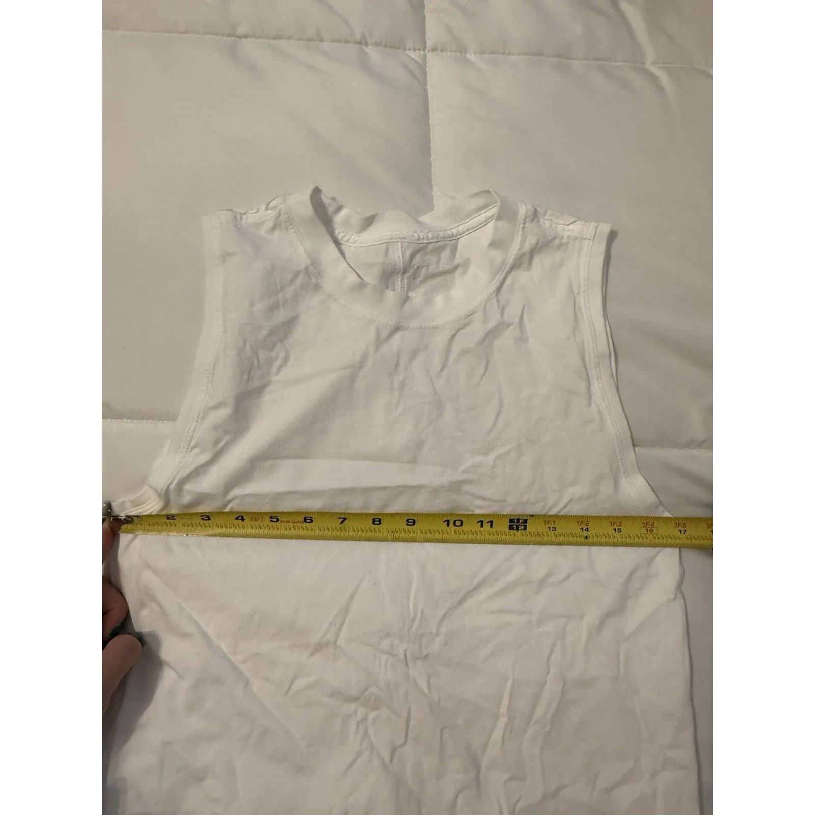 Women’s Lululemon All Yours Organic Tank White Tank Top Medium 10 Pima Cotton - Image 5