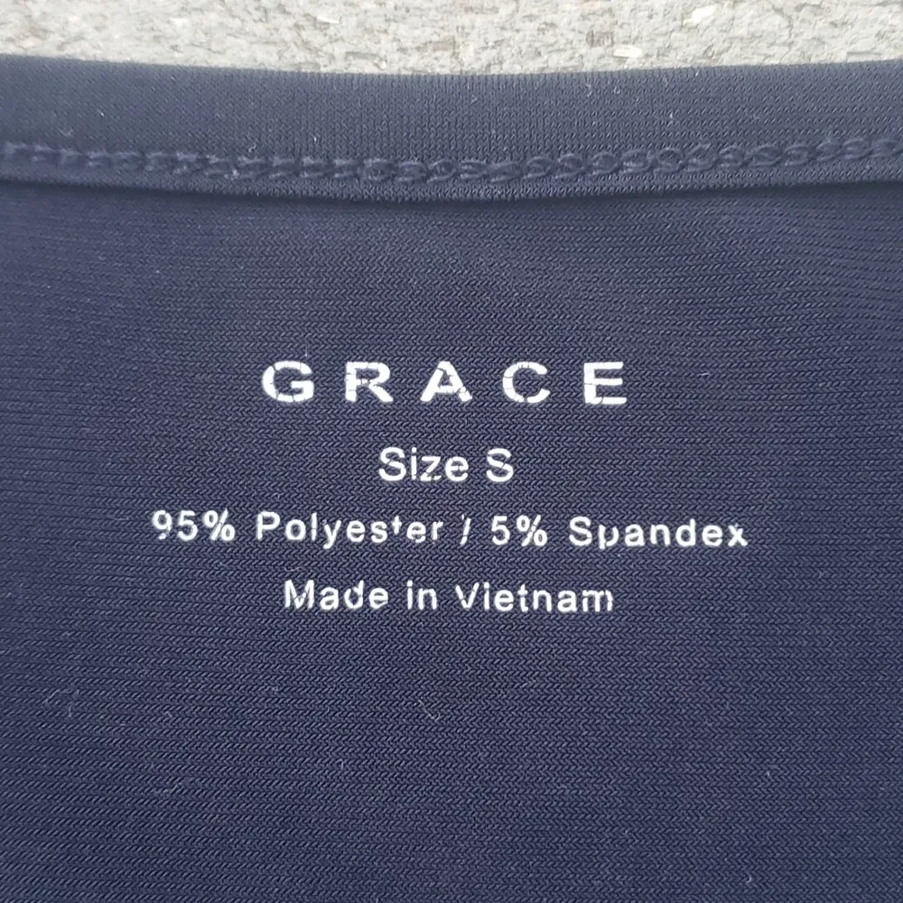 Grace Spandex Blend Fitted Short Sleeve V - Image 7