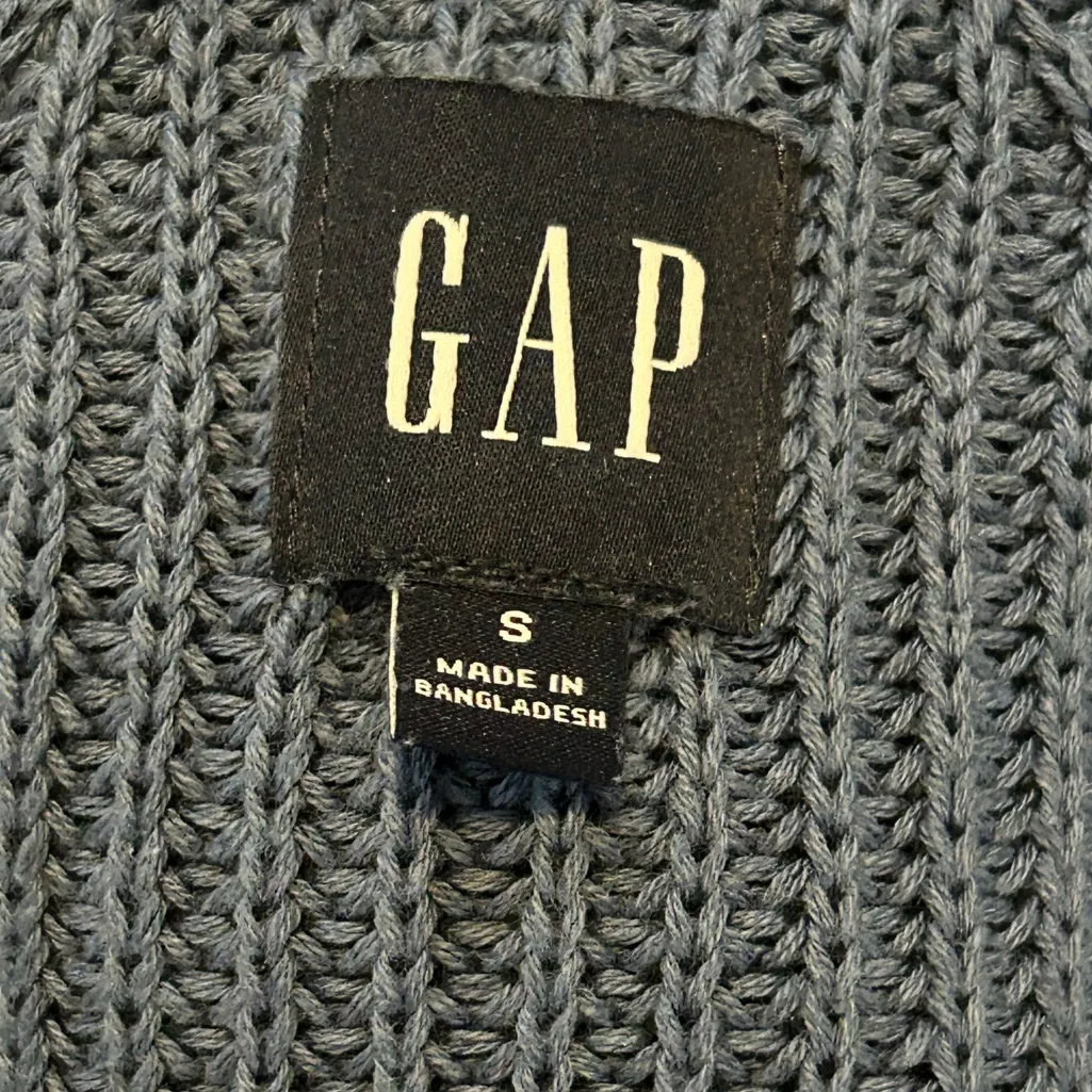 GAP Women's Blue Knit Cardigan - Image 5