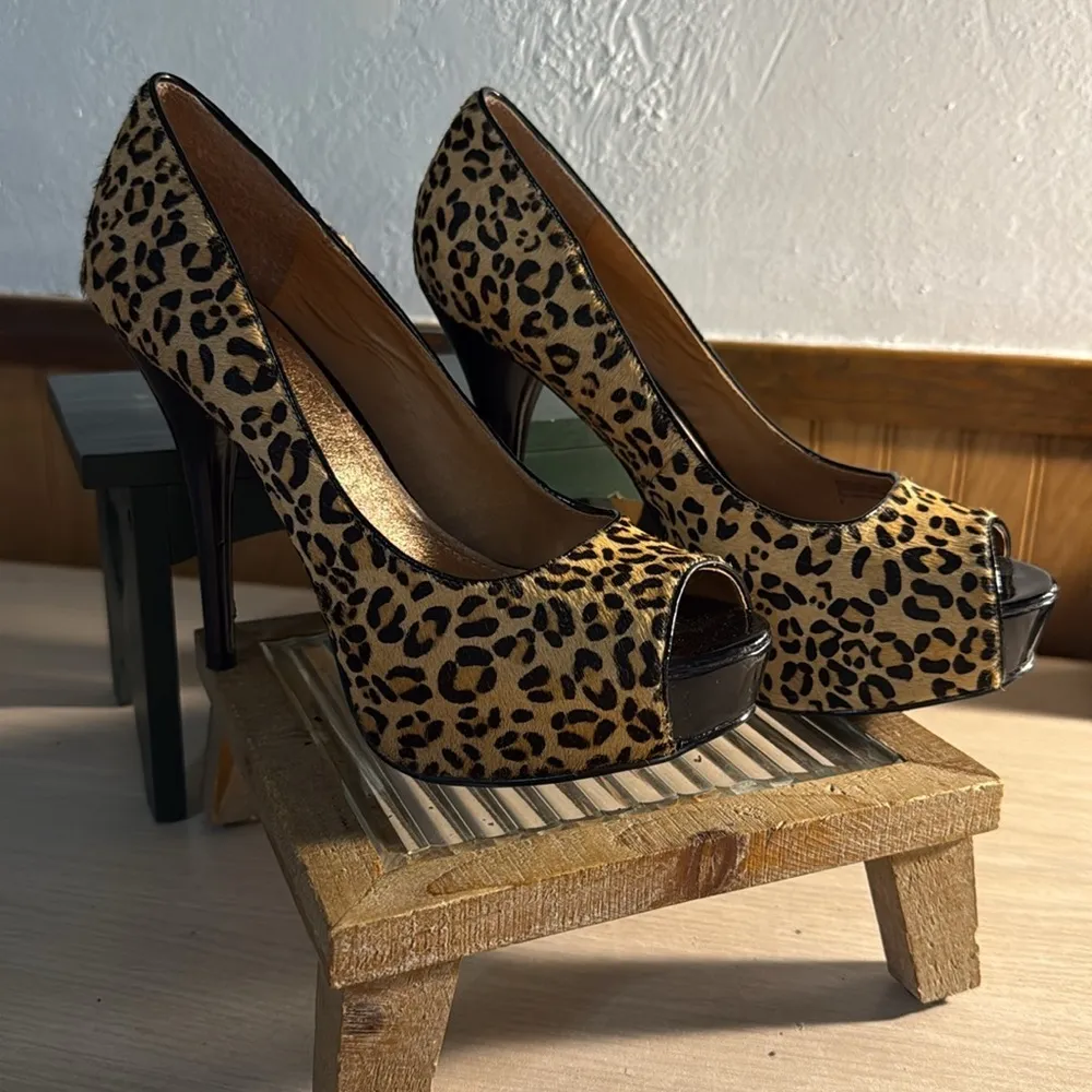 Express Calf Hair Leopard Print Platform Heels - Image 3