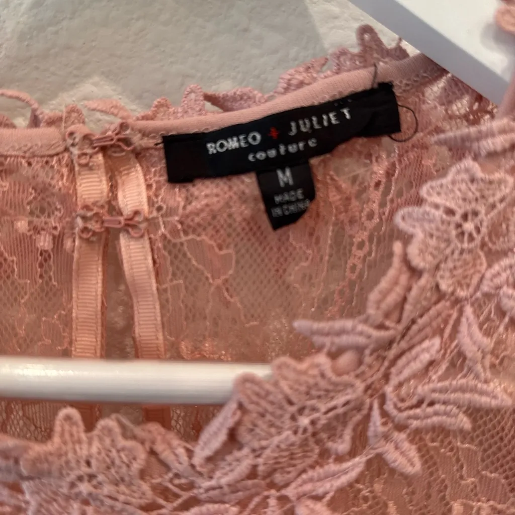 Romeo + Juliet Couture Pink Lace Mini Dress Size M Sleeveless Cocktail - Image 3