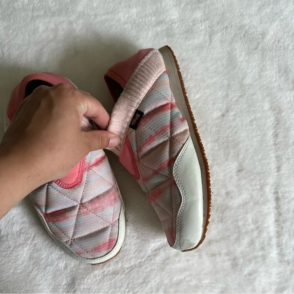 Teva ReEMBER Tie-Dye Moccasins Women's Size 7 - Image 5