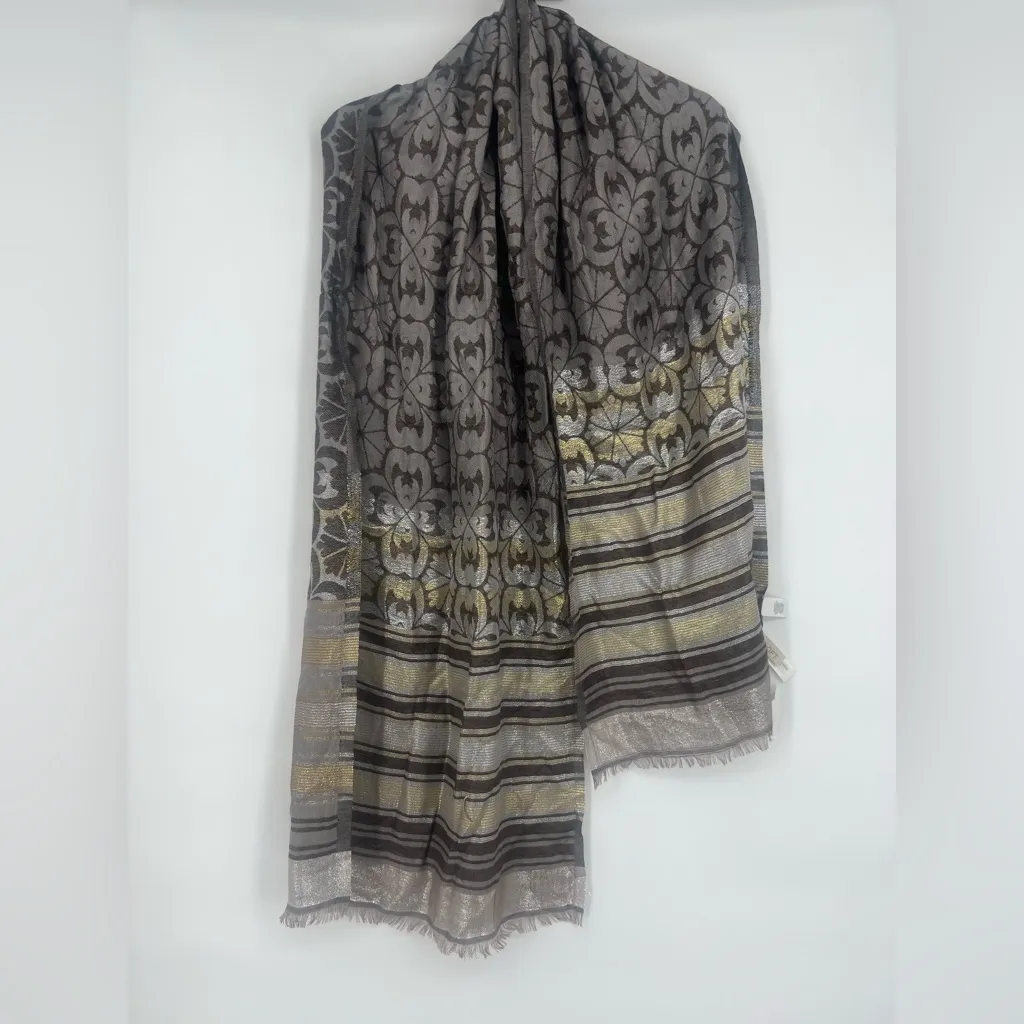 Taylor LOFT Gold Metallic Taupe Lightweight Scarf Gray and Gold Patterned Scarf - Image 2
