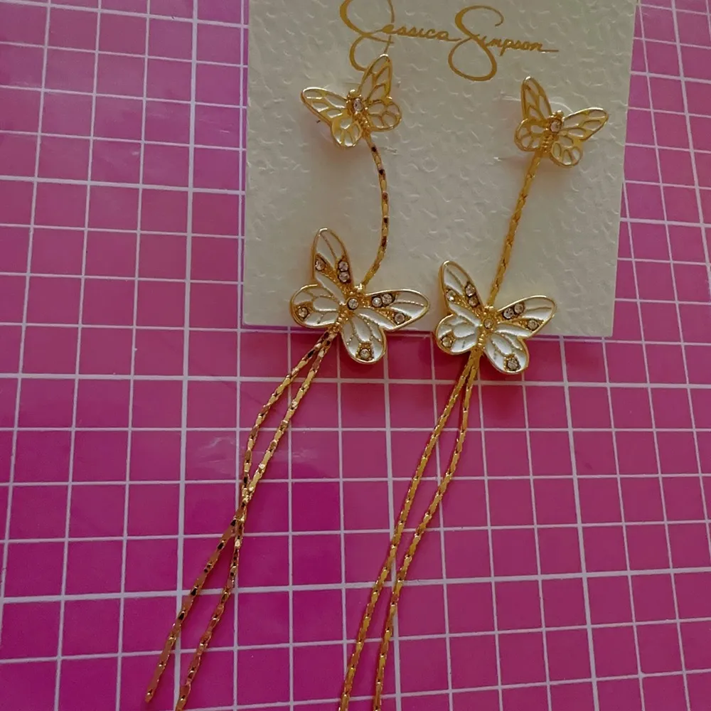 Jessica Simpson earrings butterfly drops - Image 2