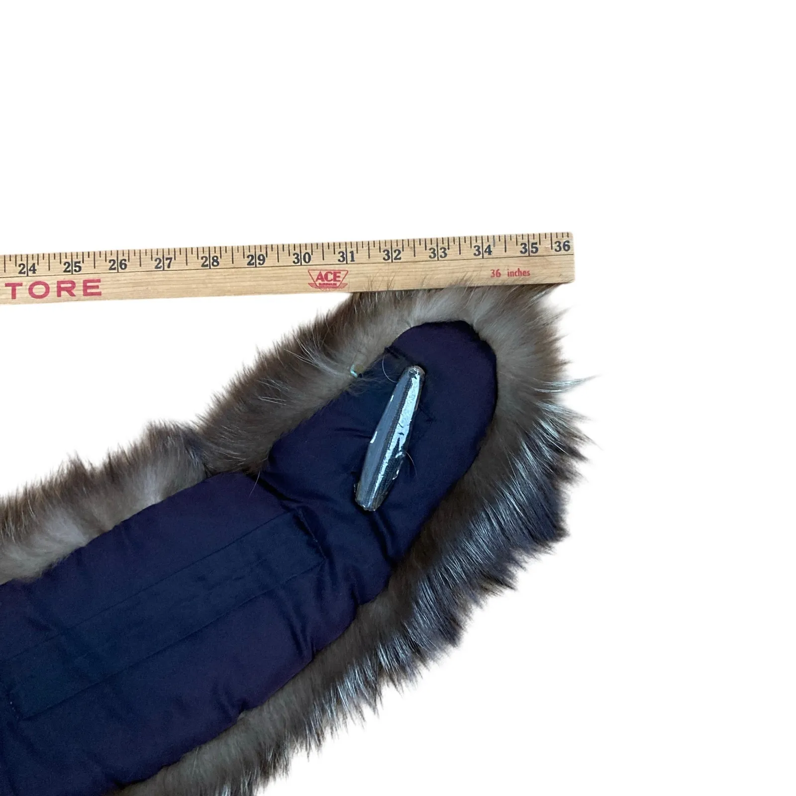 SAGA FOX Silver Fox Fur Trim Besatz Garniture Shawl Stole Scurf Gray - Image 13