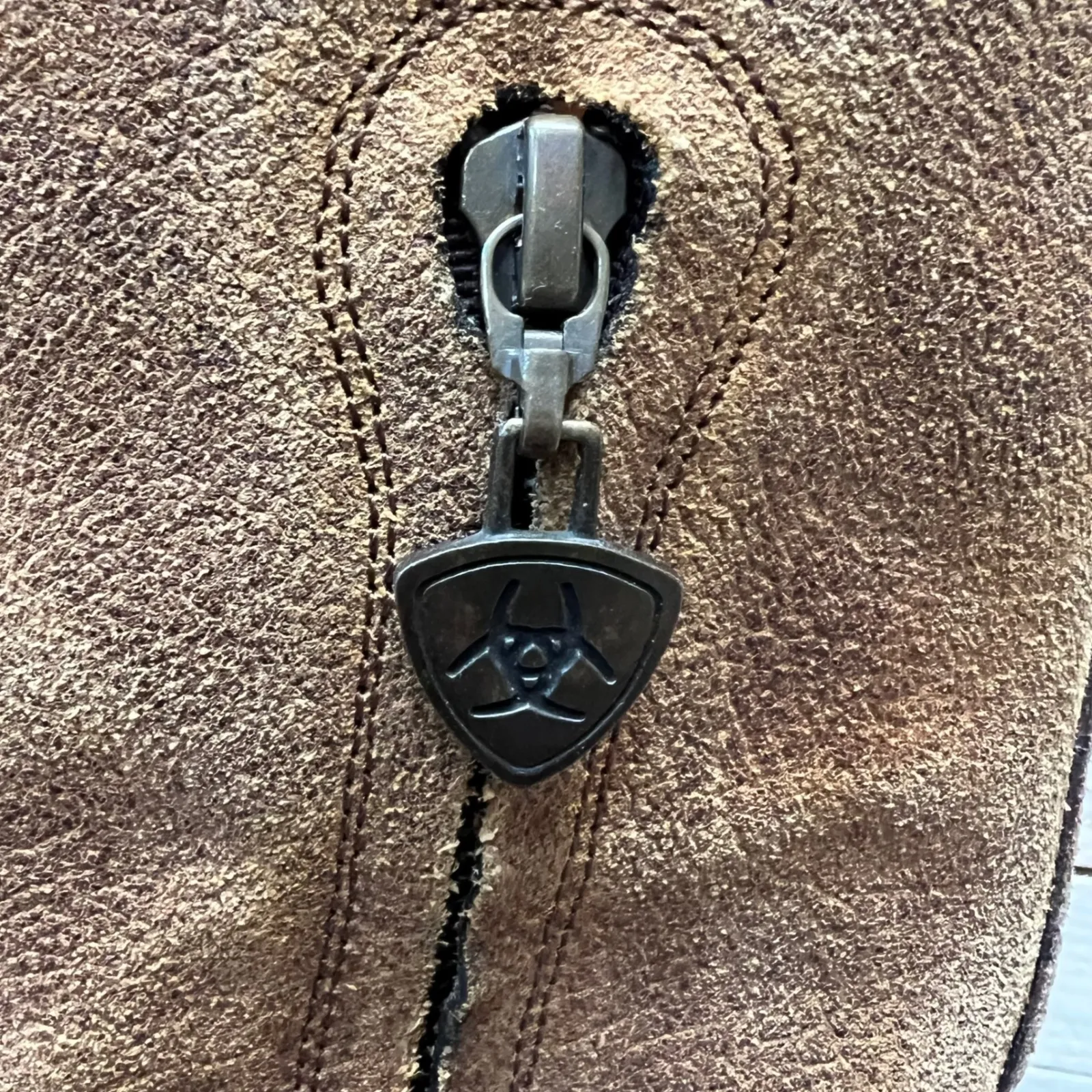 Ariat 10007065 Distressed Brown Suede Leather Square Toe Western Boots 8.5B - Image 7