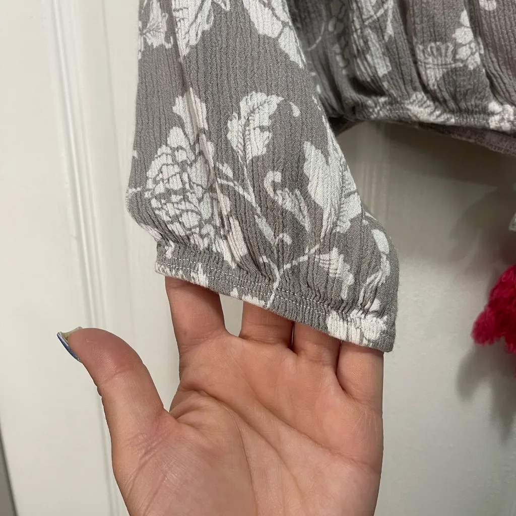 Altar’d State Off the Shoulders Boho Top Large - Image 6