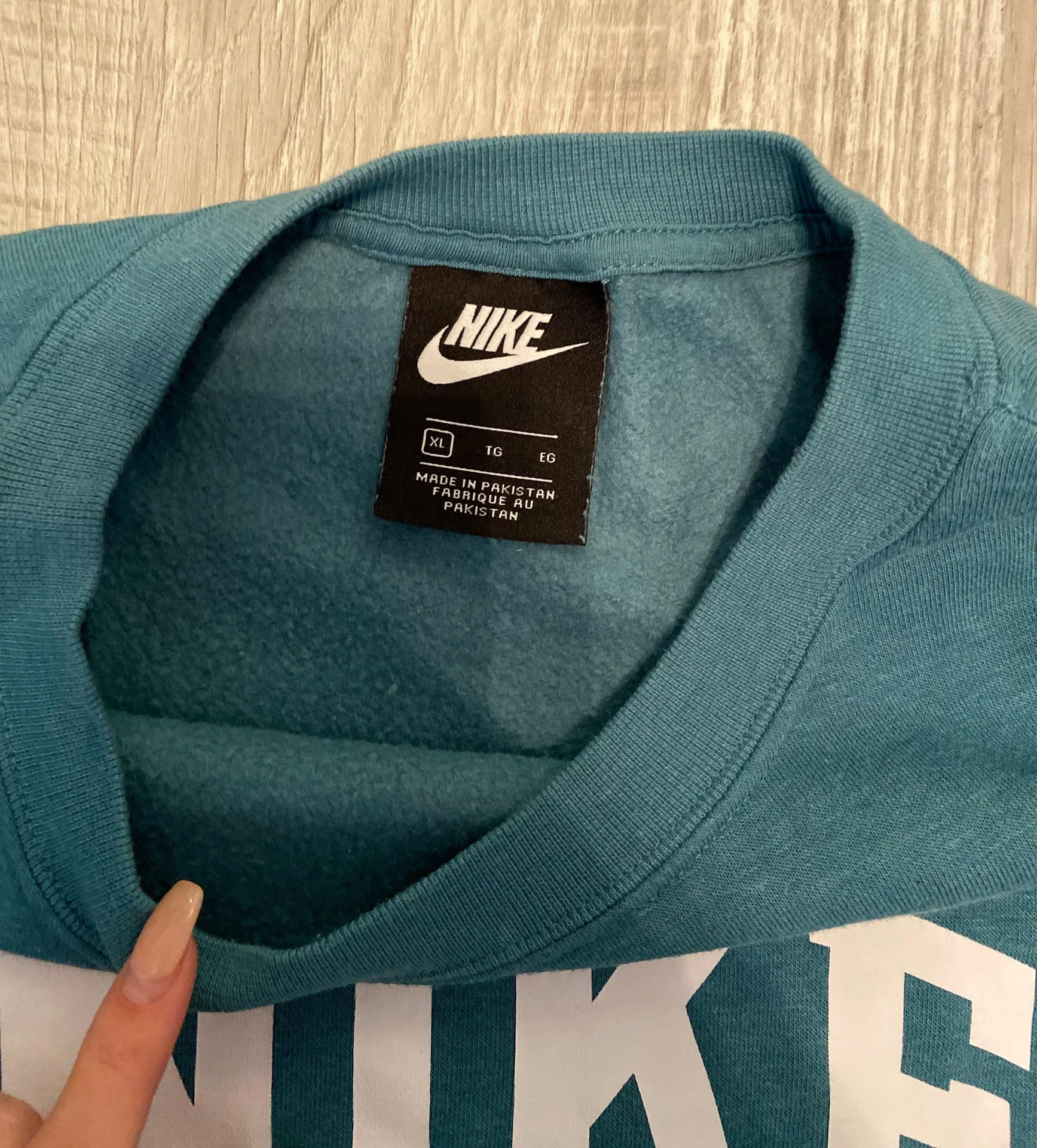 Nike Sweatshirt - Image 3