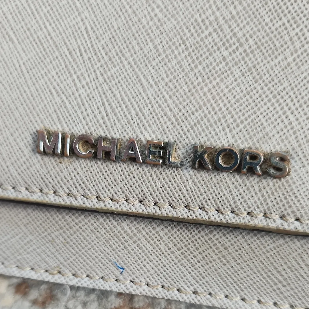Michael Kors Button Closure Wallet Gray - Image 7