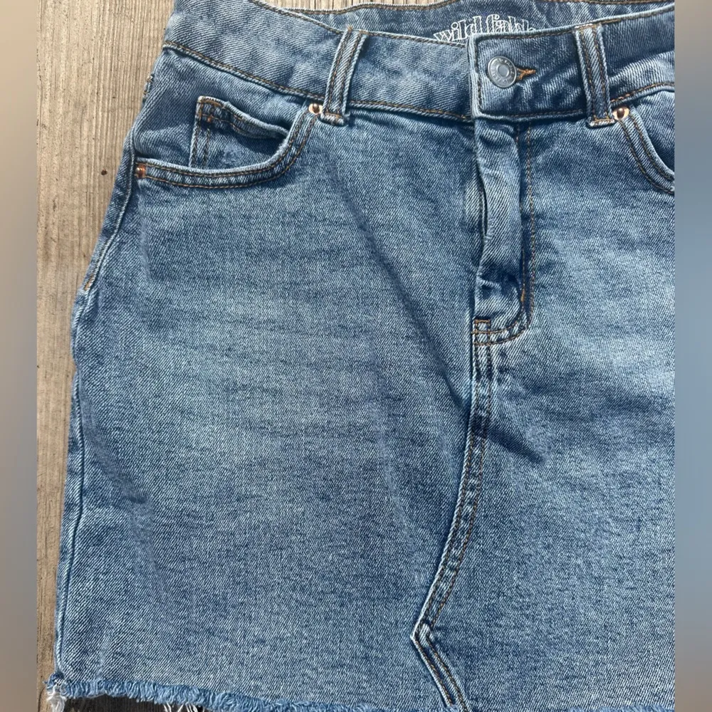 women’s wild fable denim skirt size 6 - Image 2