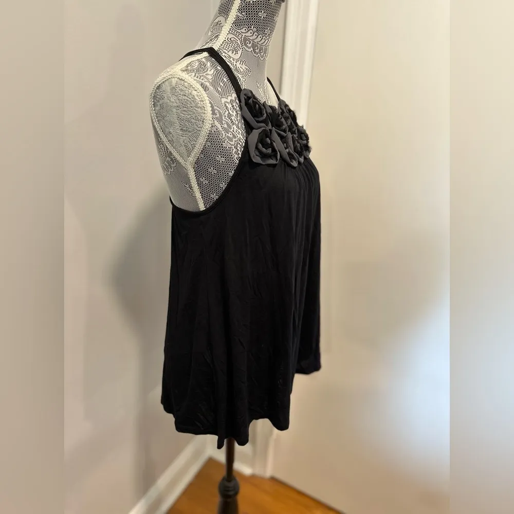 NWT Women’s Sz: L Express 3D Black Floral Appliqué Racerback Stretch Tank Top. M - Image 13
