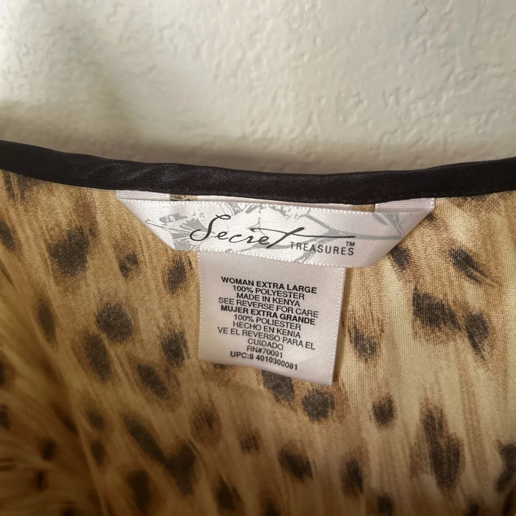 Secret Treasures Animal Print slip and robe size XL - Image 7