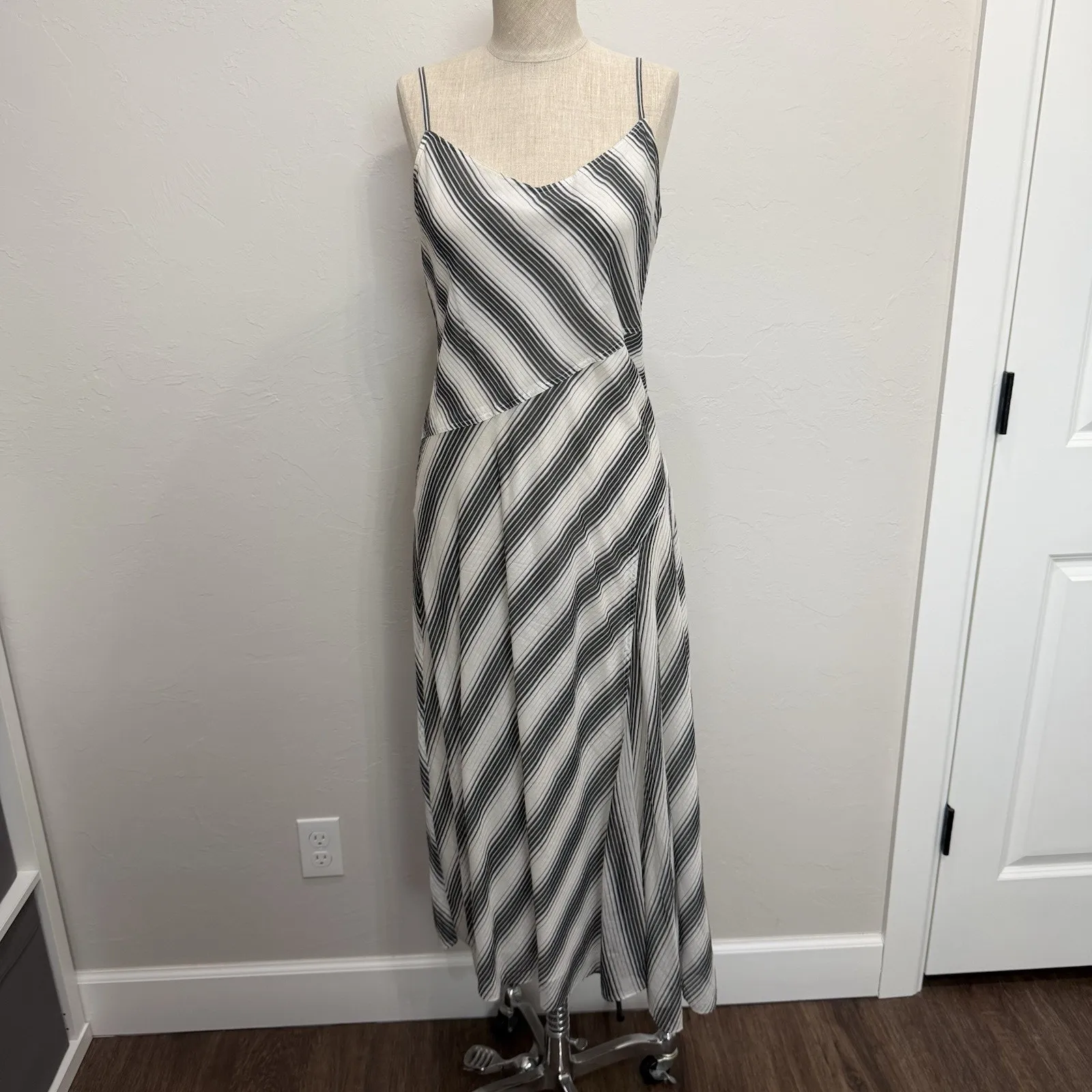 THEORY Sz 6 Dress Summer Athens Asymmetrical Spaghetti Strap Striped Ivory Black - Image 2