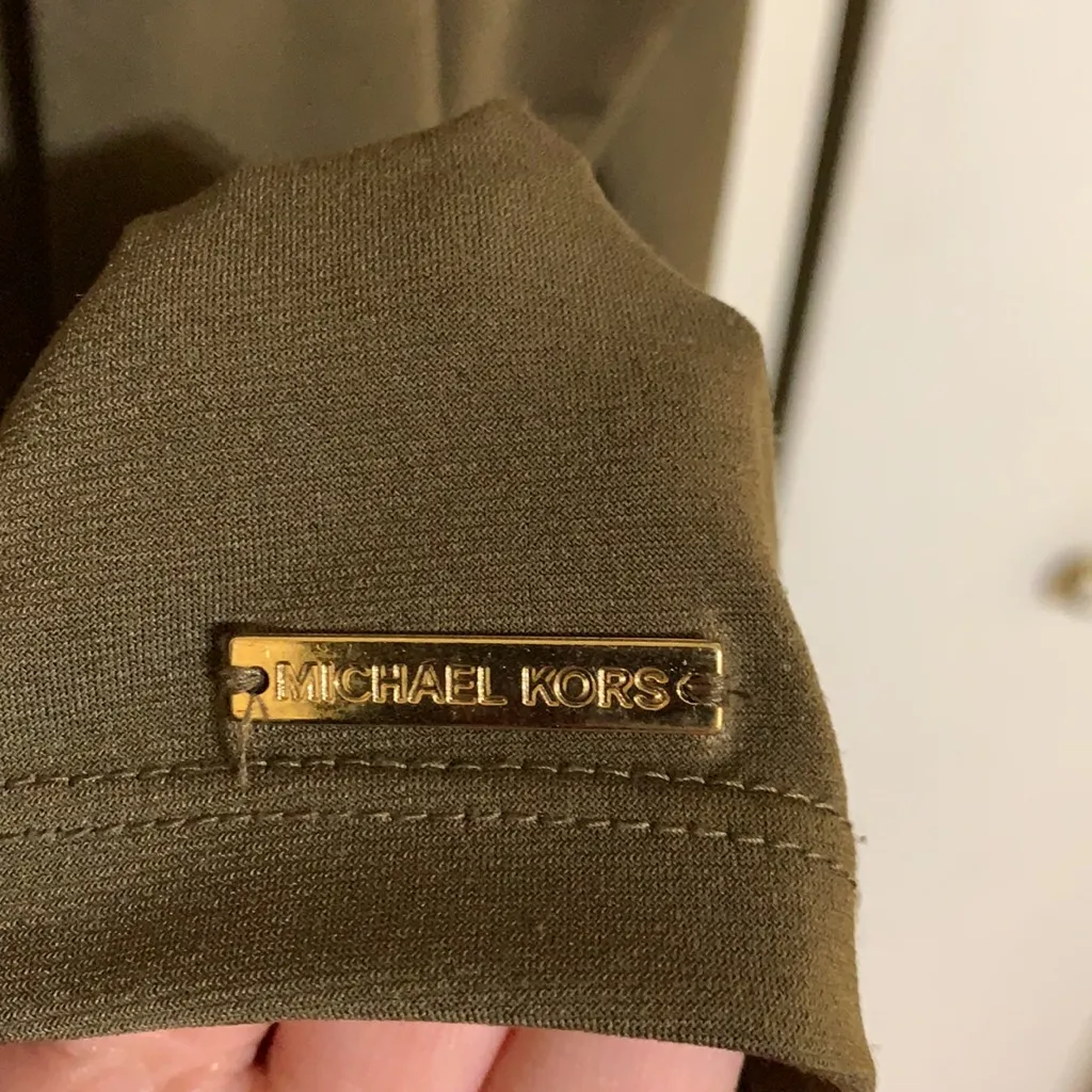 Michael Kors blouse - Image 7