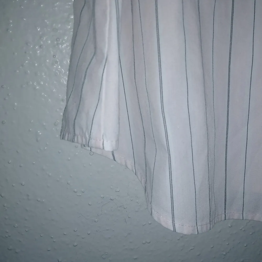 Van Heusen XL V-Neck Cotton Blend Pullover Pin Striped Casual Top - Image 5