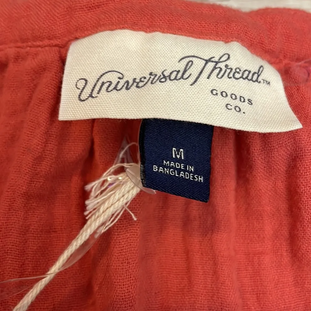 NWT Universal Thread Melon Orange Short Flare Sleeve V-Neck Pullover Top Size M - Image 6