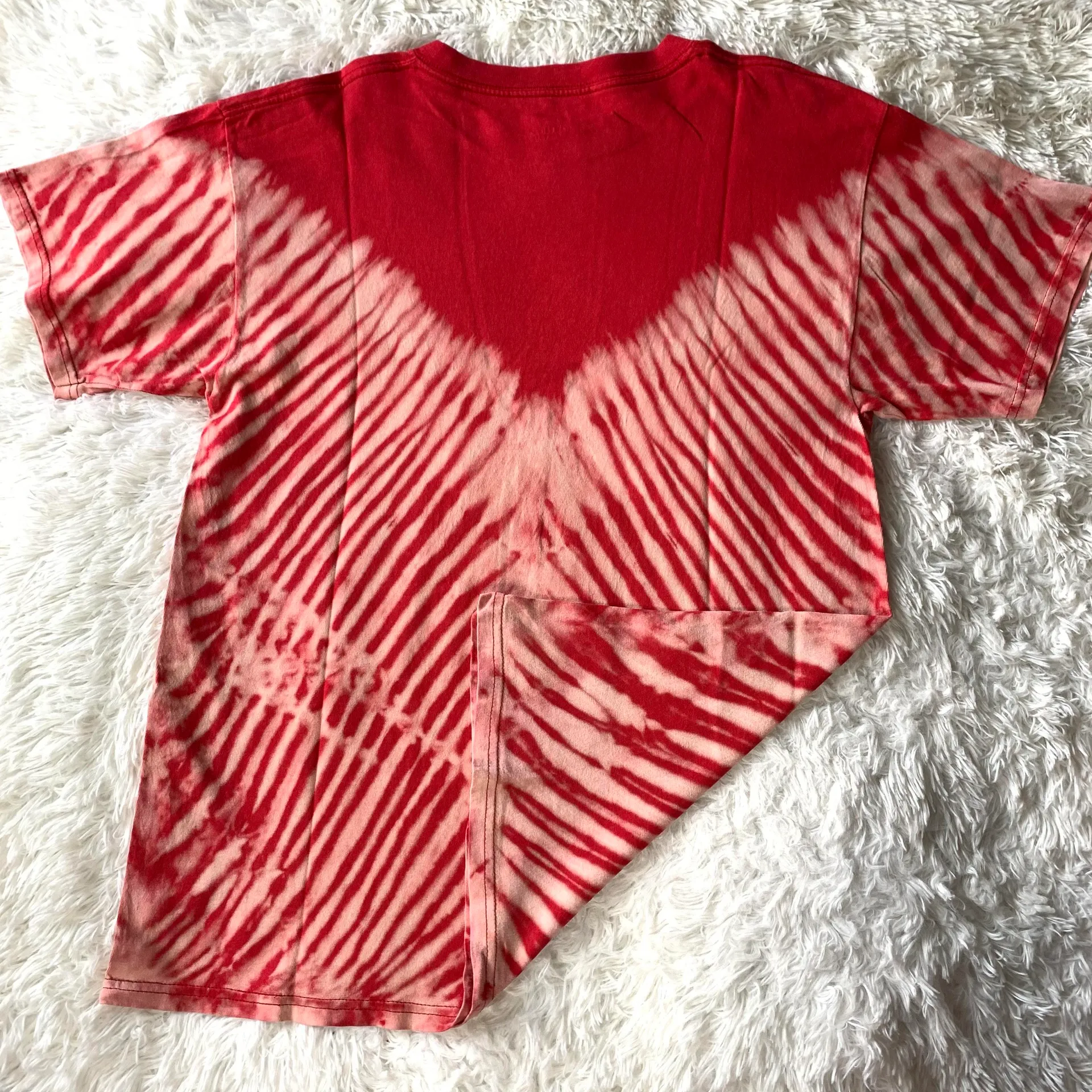 UNLV University Of Las Vegas Nevada Red Tie Dye Graphic T - Image 2