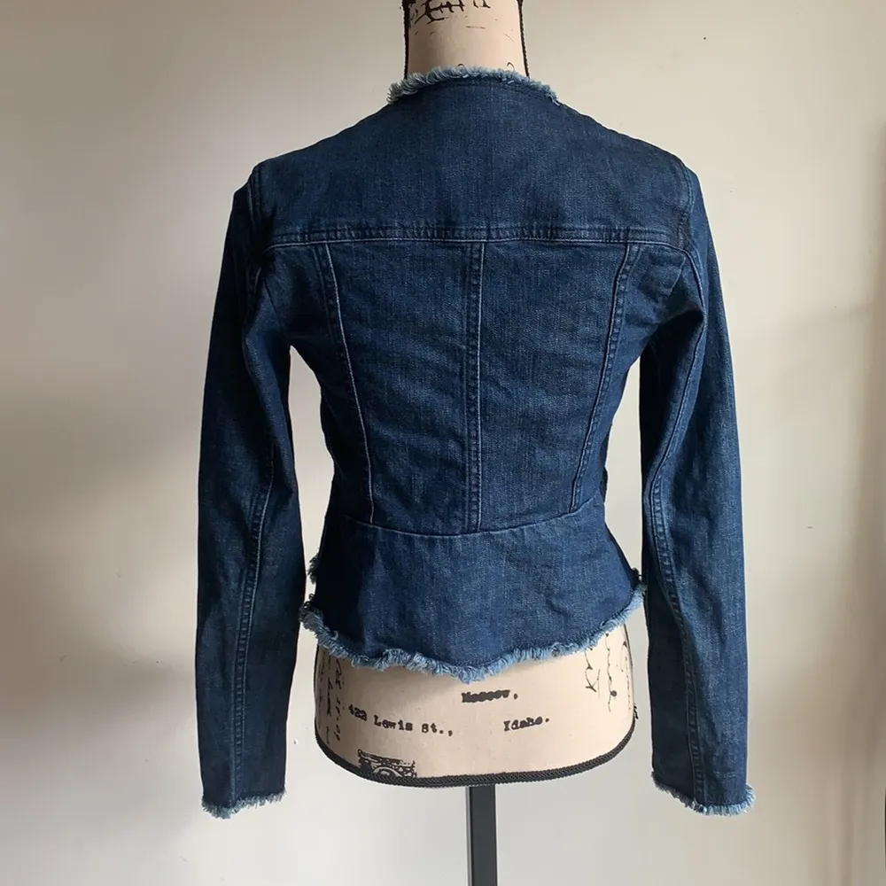 Banana Republic Crop Denim Jacket - Image 8