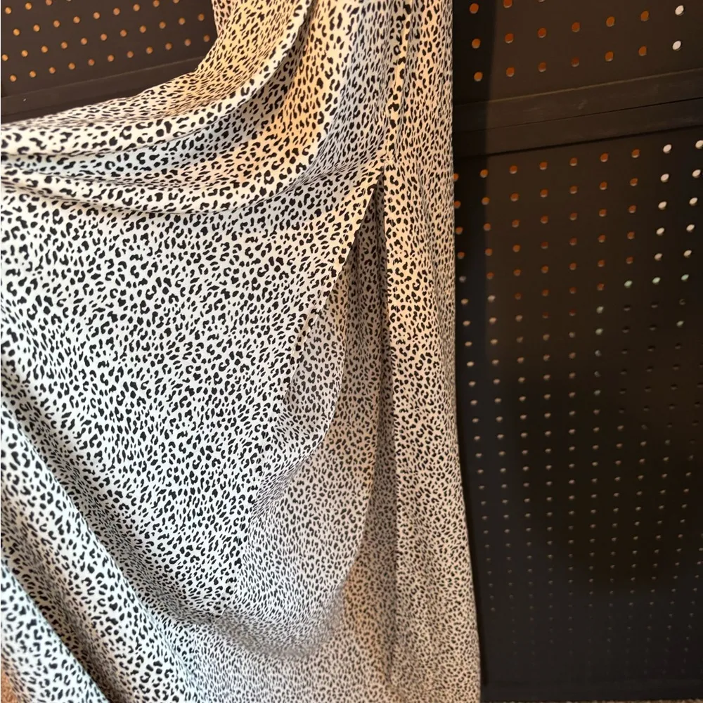 Love Black and Cream Leopard Print Pants Brown Size L - Image 8