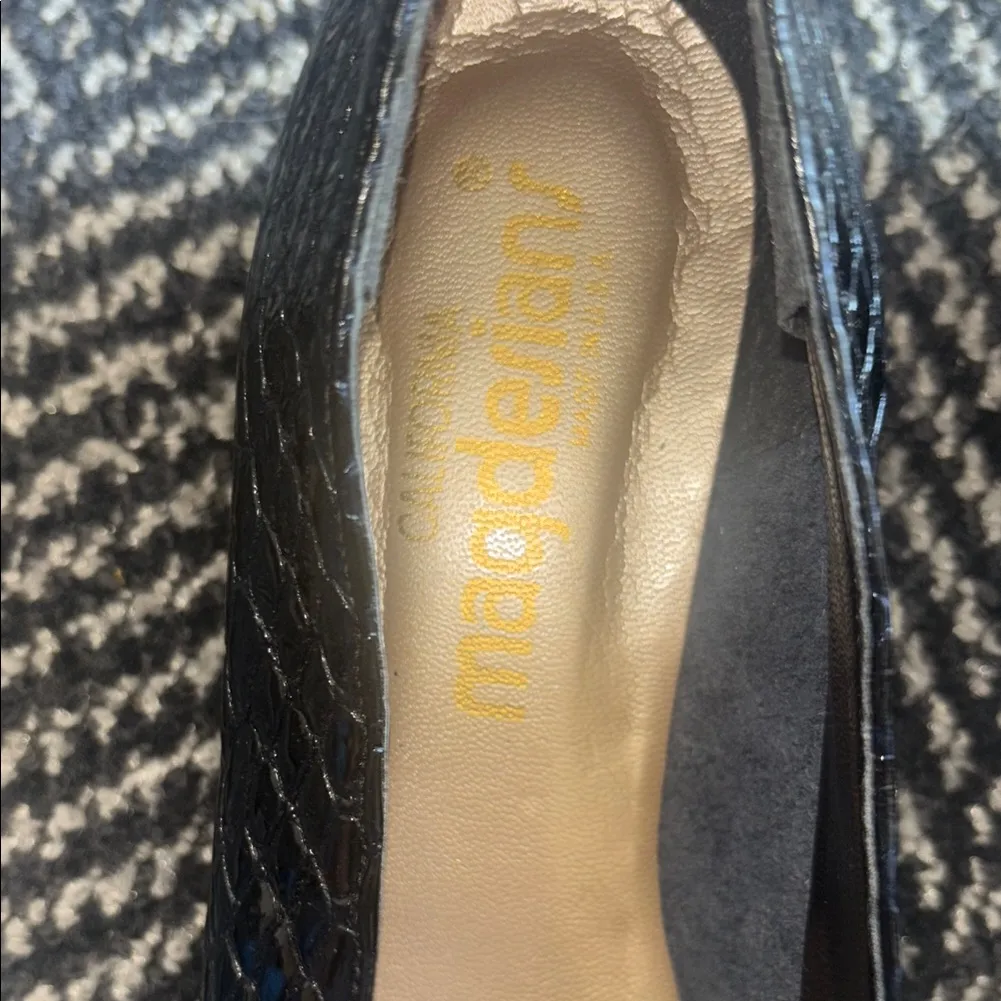 California magdesian Elegant Black Loafers Size 7 - Image 5