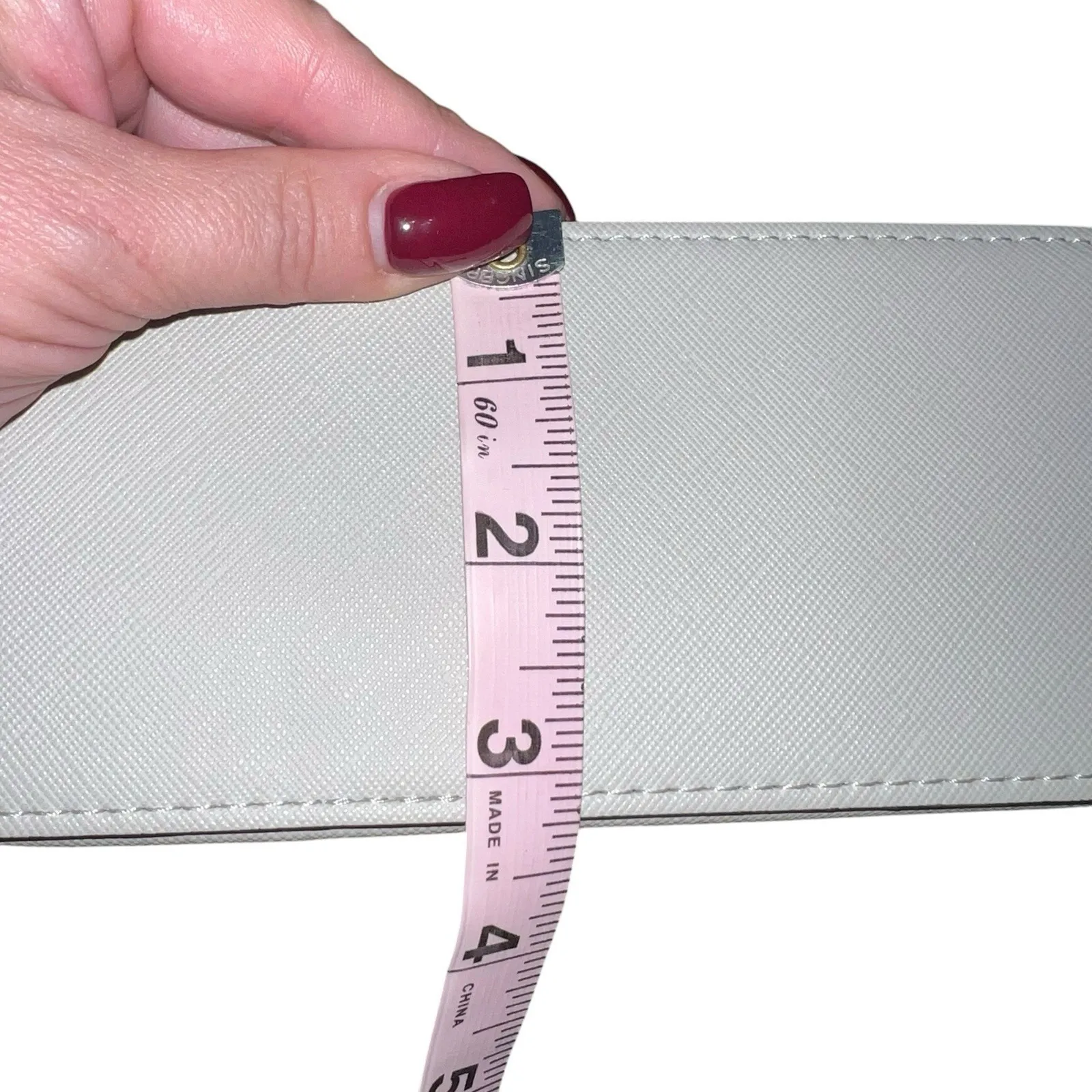 STEVE MADDEN Faith Saffiano Small Faux Leather Crossbody White Bag Purse Euc - Image 9