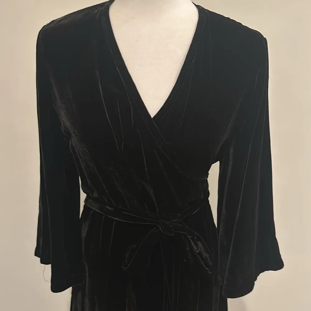 NWT Eileen Fisher Petite Washable Black Velvet Wrap Dress Sz MP - Image 6