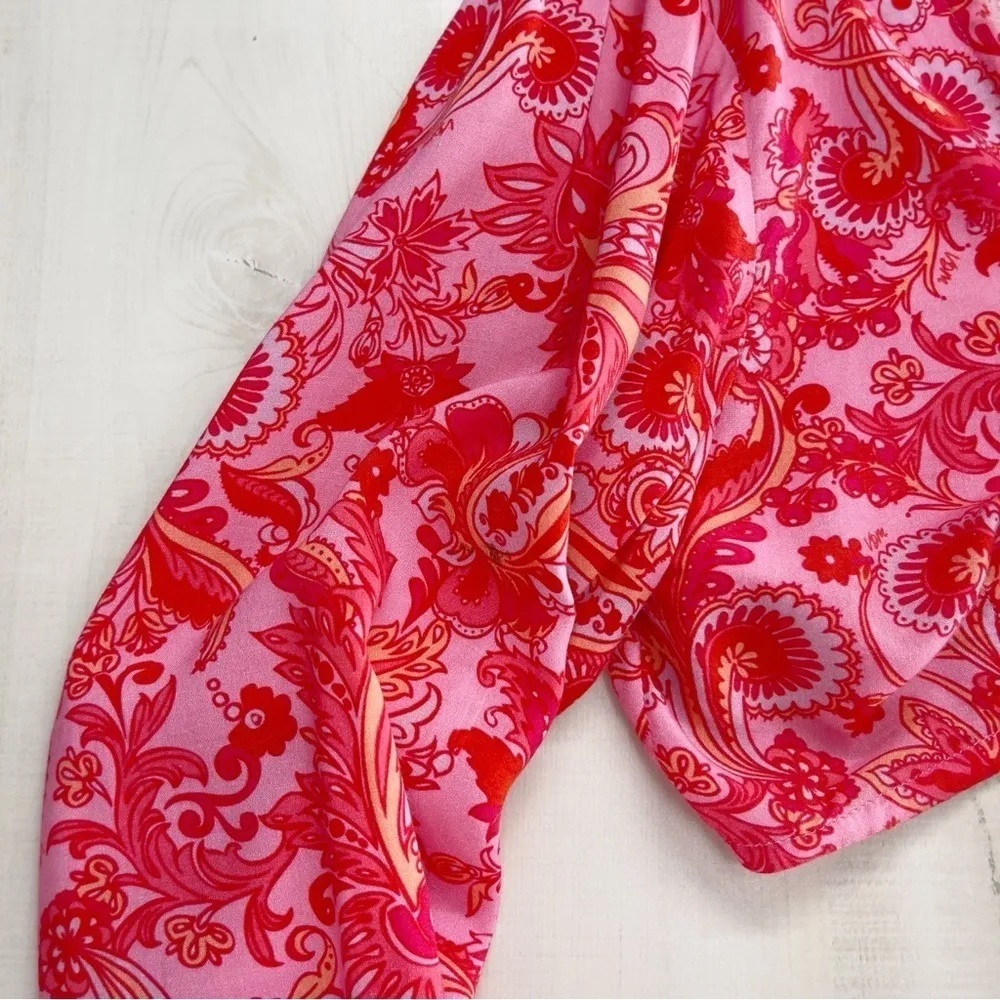 NWT VDM the label x revolve Jemma paisley printed tropical vacation swim coverup Pink Size M - Image 3