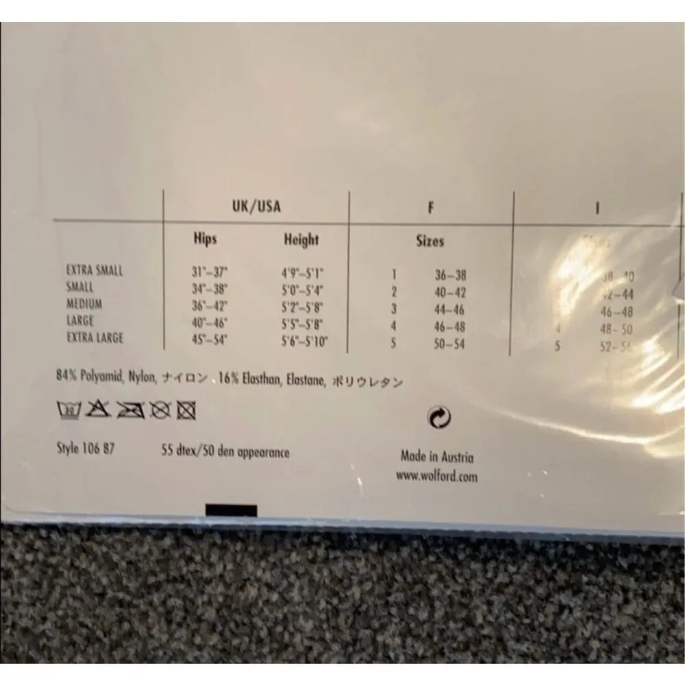 Wolford Velvet De Luxe 50 Tights black size small new in package - Image 4