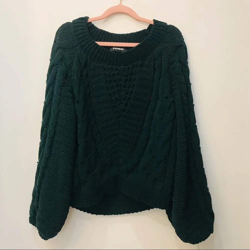 Express oversized green Pullover Sweater sz XS - Image 5